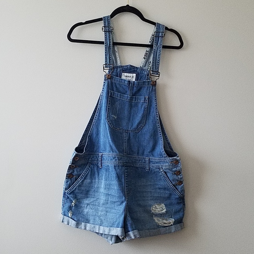 Overall shorts